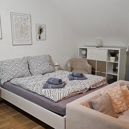 Modern Studio Near Duesseldorf Airport & Messe/Fair Меербуш Екстериор снимка