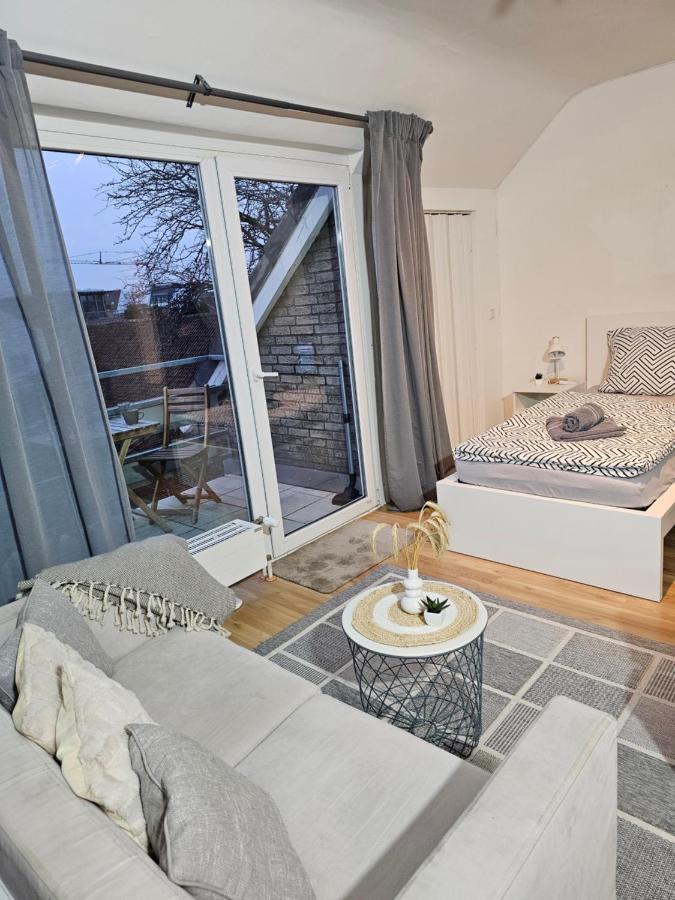 Modern Studio Near Duesseldorf Airport & Messe/Fair Меербуш Екстериор снимка