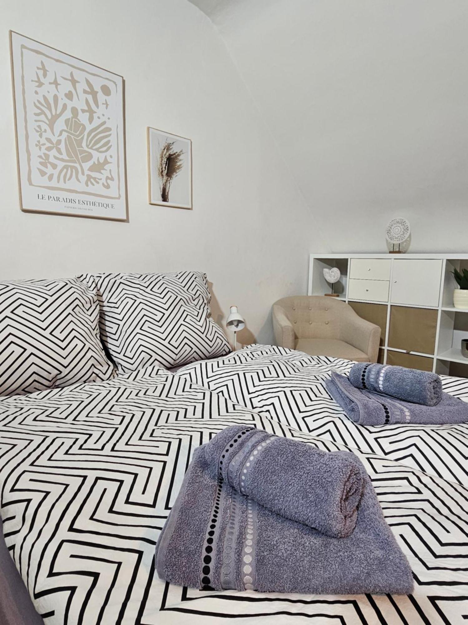 Modern Studio Near Duesseldorf Airport & Messe/Fair Меербуш Екстериор снимка